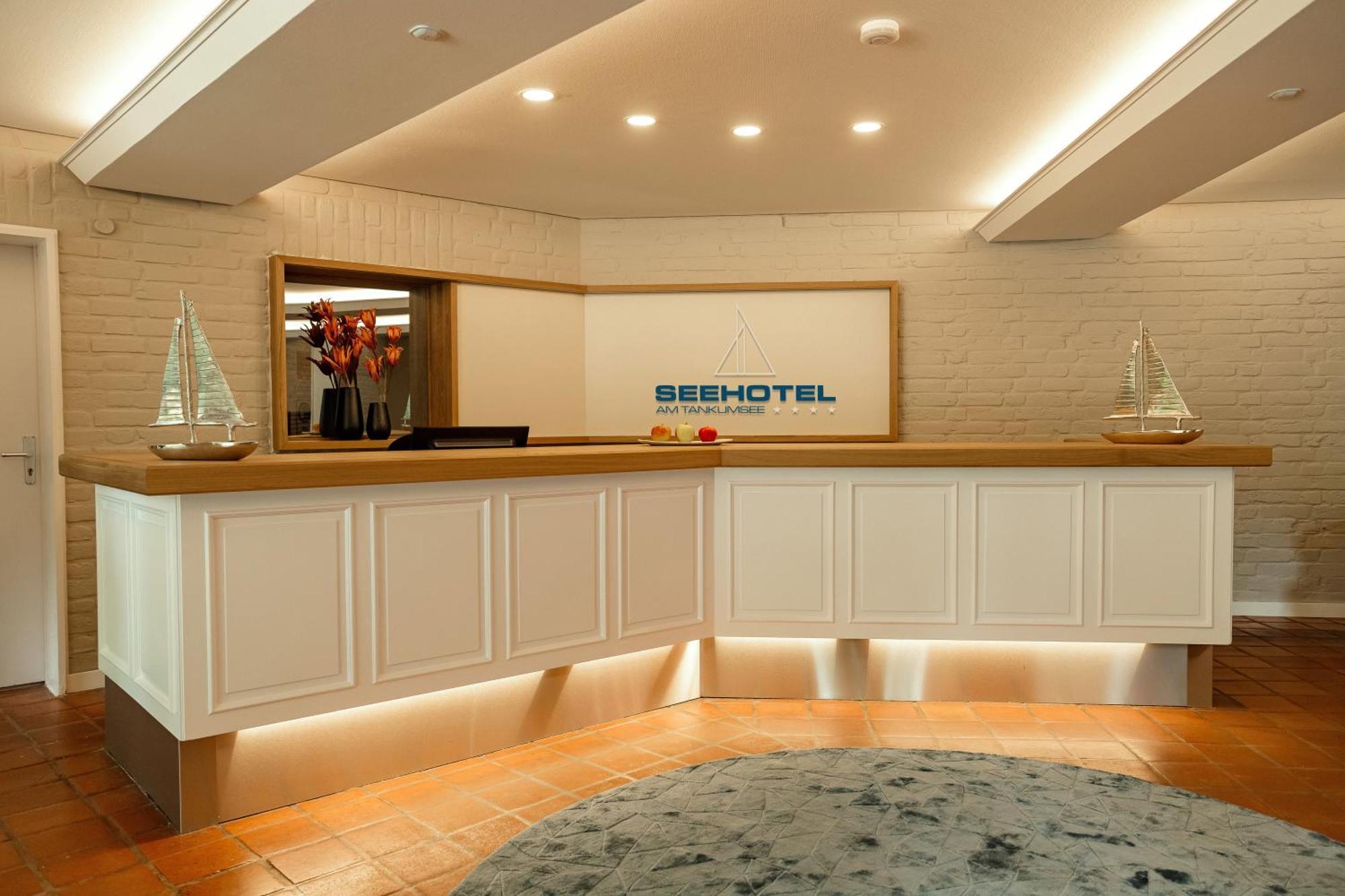 Seehotel Am Tankumsee 伊森比特尔 外观 照片